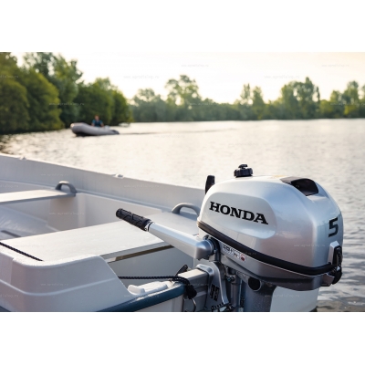 4-тактный лодочный мотор Honda BF 5 SHU 4-тактный лодочный мотор Honda BF 5 SHU