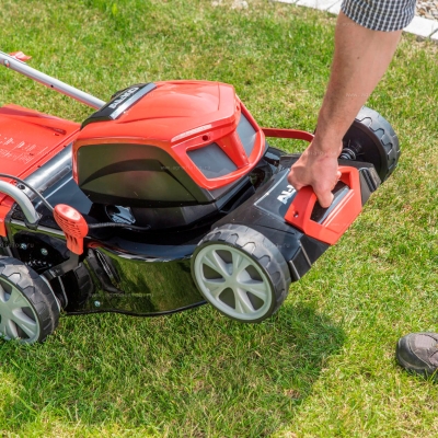 Аккумуляторная газонокосилка AL-KO 42.9 Li (комплект) Аккумуляторная газонокосилка AL-KO 42.9 Li (комплект)