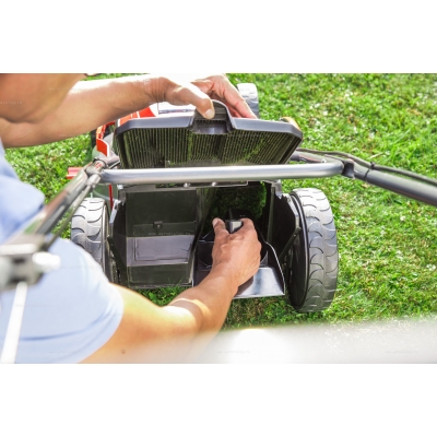 Аккумуляторная газонокосилка AL-KO Moweo 46.0 Li SP (комплект) Аккумуляторная газонокосилка AL-KO Moweo 46.0 Li SP (комплект)