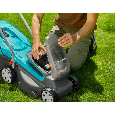 Аккумуляторная газонокосилка Gardena PowerMax 32/36V P4A Аккумуляторная газонокосилка Gardena PowerMax 32/36V P4A
