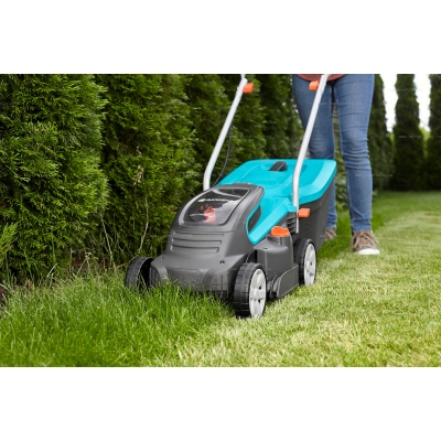 Аккумуляторная газонокосилка Gardena PowerMax 32/36V P4A Аккумуляторная газонокосилка Gardena PowerMax 32/36V P4A