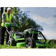 Аккумуляторная газонокосилка Greenworks 82LM30SK8 Аккумуляторная газонокосилка Greenworks 82LM30SK8