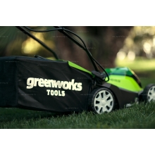 Аккумуляторная газонокосилка Greenworks G40LM35K2 Аккумуляторная газонокосилка Greenworks G40LM35K2