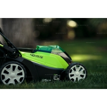 Аккумуляторная газонокосилка Greenworks G40LM35K4 Аккумуляторная газонокосилка Greenworks G40LM35K4