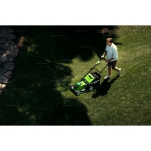 Аккумуляторная газонокосилка Greenworks G40LM41 Аккумуляторная газонокосилка Greenworks G40LM41