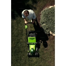 Аккумуляторная газонокосилка Greenworks G40LM41K4 Аккумуляторная газонокосилка Greenworks G40LM41K4