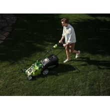 Аккумуляторная газонокосилка Greenworks G40LM49DBK4 Аккумуляторная газонокосилка Greenworks G40LM49DBK4