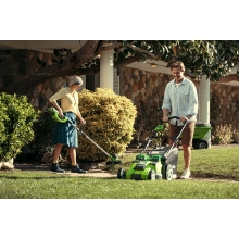 Аккумуляторная газонокосилка Greenworks G40LM49DBK4 Аккумуляторная газонокосилка Greenworks G40LM49DBK4