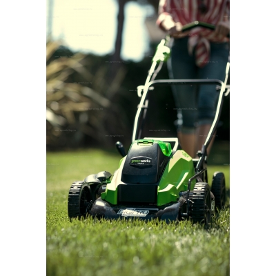 Аккумуляторная газонокосилка Greenworks GD40LM45K5 Аккумуляторная газонокосилка Greenworks GD40LM45K5
