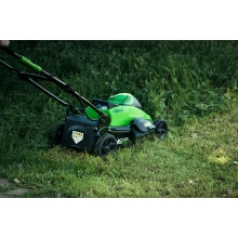 Аккумуляторная газонокосилка Greenworks GD40LM45K5 Аккумуляторная газонокосилка Greenworks GD40LM45K5