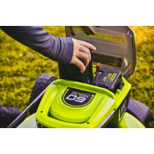 Аккумуляторная газонокосилка Greenworks GD60LM51SPK4 Аккумуляторная газонокосилка Greenworks GD60LM51SPK4