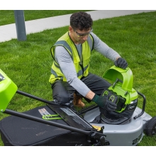 Аккумуляторная газонокосилка Greenworks LM221S Аккумуляторная газонокосилка Greenworks LM221S