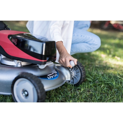 Аккумуляторная газонокосилка Honda HRG 416 XB PE Аккумуляторная газонокосилка Honda HRG 416 XB PE