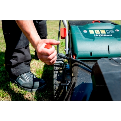 Аккумуляторная газонокосилка Metabo RM 36-18 LTX BL 46 Аккумуляторная газонокосилка Metabo RM 36-18 LTX BL 46