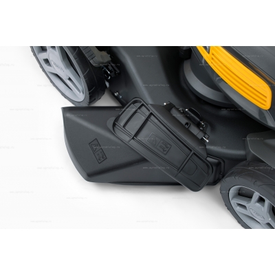 Аккумуляторная газонокосилка Stiga Combi 748 SQ AE Аккумуляторная газонокосилка Stiga Combi 748 SQ AE