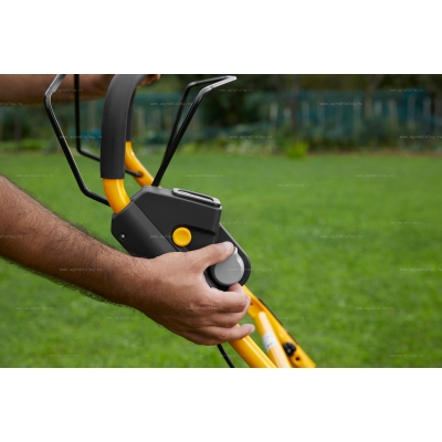 Аккумуляторная газонокосилка Stiga Combi 955 SQ AE Аккумуляторная газонокосилка Stiga Combi 955 SQ AE