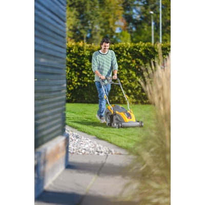 Аккумуляторная газонокосилка Stiga SLM 544 AE Аккумуляторная газонокосилка Stiga SLM 544 AE