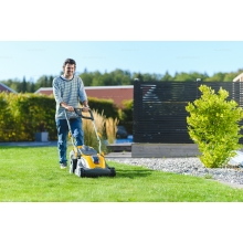 Аккумуляторная газонокосилка Stiga SLM 544 AE Kit Аккумуляторная газонокосилка Stiga SLM 544 AE Kit