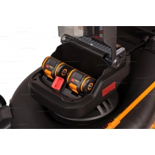 Аккумуляторная газонокосилка Worx WG749E Аккумуляторная газонокосилка Worx WG749E