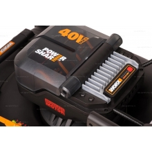 Аккумуляторная газонокосилка Worx WG749E Аккумуляторная газонокосилка Worx WG749E