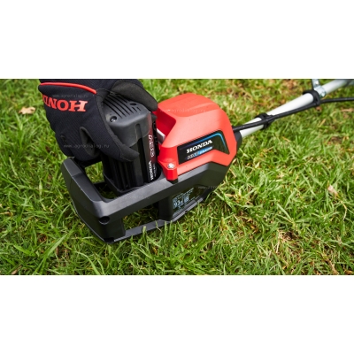 Аккумуляторная коса Honda HHT 36 AXB Аккумуляторная коса Honda HHT 36 AXB