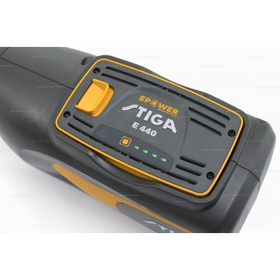 Аккумуляторная коса Stiga BC 700e B Аккумуляторная коса Stiga BC 700e B