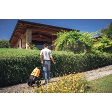 Аккумуляторный опрыскиватель на колесах Volpi V.Black Elektron CAR Аккумуляторный опрыскиватель на колесах Volpi V.Black Elektron CAR