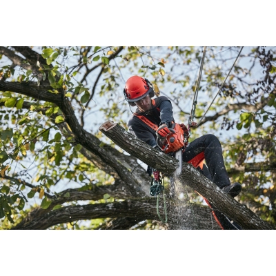 Аккумуляторная пила Husqvarna T535i XP Аккумуляторная пила Husqvarna T535i XP