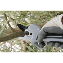 Аккумуляторный секатор Volpi Powercut KV360 Аккумуляторный секатор Volpi Powercut KV360