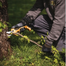 Аккумуляторный секатор Volpi Predator PV220 Аккумуляторный секатор Volpi Predator PV220