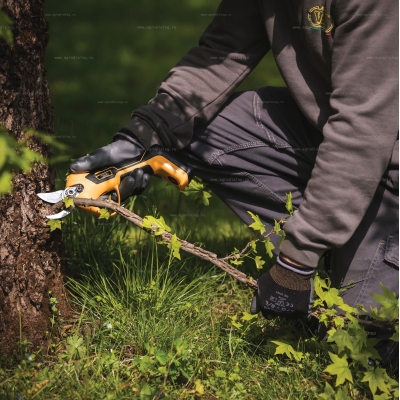 Аккумуляторный секатор Volpi Predator PV220 Аккумуляторный секатор Volpi Predator PV220