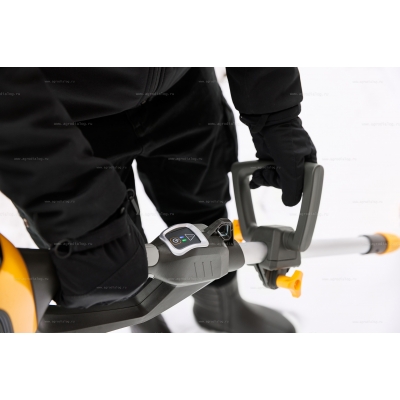 Аккумуляторный снегоуборщик Stiga ST 300e Kit Аккумуляторный снегоуборщик Stiga ST 300e Kit