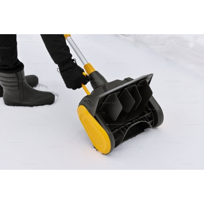 Аккумуляторный снегоуборщик Stiga ST 300e Kit Аккумуляторный снегоуборщик Stiga ST 300e Kit