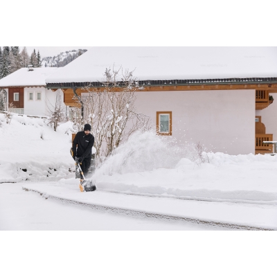 Аккумуляторный снегоуборщик Stiga ST 300e Kit Аккумуляторный снегоуборщик Stiga ST 300e Kit