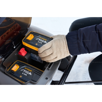 Аккумуляторный снегоуборщик Stiga ST 700e Kit Аккумуляторный снегоуборщик Stiga ST 700e Kit