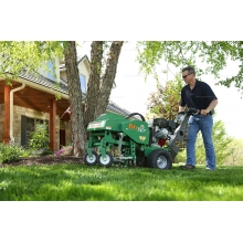 Профессиональный бензиновый аэратор для газона Billy Goat AE1300HEU Профессиональный бензиновый аэратор для газона Billy Goat AE1300HEU