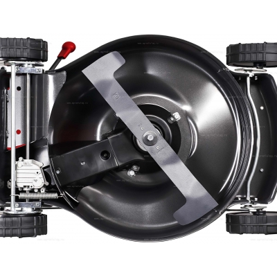 Бензиновая газонокосилка Efco LR 48 TK COMFORT PLUS Бензиновая газонокосилка Efco LR 48 TK COMFORT PLUS