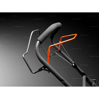 Бензиновая газонокосилка Husqvarna LC140S Бензиновая газонокосилка Husqvarna LC140S