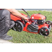 Бензиновая газонокосилка Solo by AL-KO 4731 SP-A Бензиновая газонокосилка Solo by AL-KO 4731 SP-A