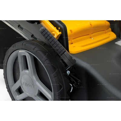 Бензиновая газонокосилка Stiga Combi 53 SQ B Бензиновая газонокосилка Stiga Combi 53 SQ B