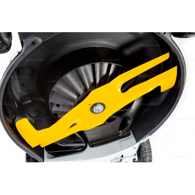 Бензиновая газонокосилка Stiga Twinclip 50 SQ H Бензиновая газонокосилка Stiga Twinclip 50 SQ H