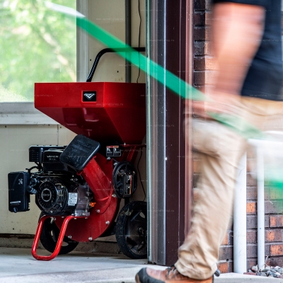 Бензиновый измельчитель веток Earthquake K33 Бензиновый измельчитель веток Earthquake K33