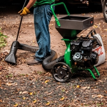 Бензиновый измельчитель веток Tazz K33 Бензиновый измельчитель веток Tazz K33