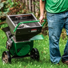 Бензиновый измельчитель веток Tazz K52 Бензиновый измельчитель веток Tazz K52