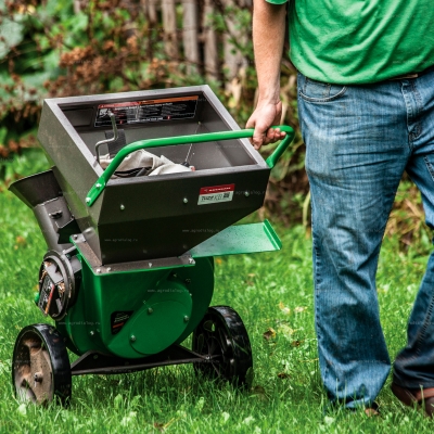 Бензиновый измельчитель веток Tazz K52 Бензиновый измельчитель веток Tazz K52