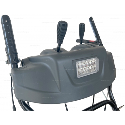 Бензиновый снегоуборщик EVOline SBG 760 LE Бензиновый снегоуборщик EVOline SBG 760 LE