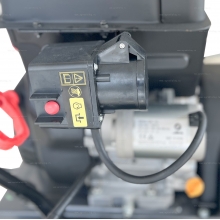 Бензиновый снегоуборщик EVOline SBG 760 LE Бензиновый снегоуборщик EVOline SBG 760 LE