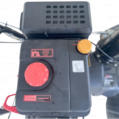 Бензиновый снегоуборщик EVOline SBG 760 LE Бензиновый снегоуборщик EVOline SBG 760 LE