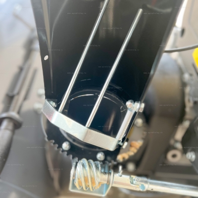 Бензиновый снегоуборщик EVOline SBG 760 LE Бензиновый снегоуборщик EVOline SBG 760 LE