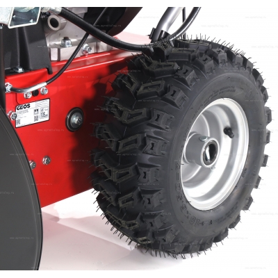 Бензиновый снегоуборщик GEOS Premium SnowLine 700 E Бензиновый снегоуборщик GEOS Premium SnowLine 700 E